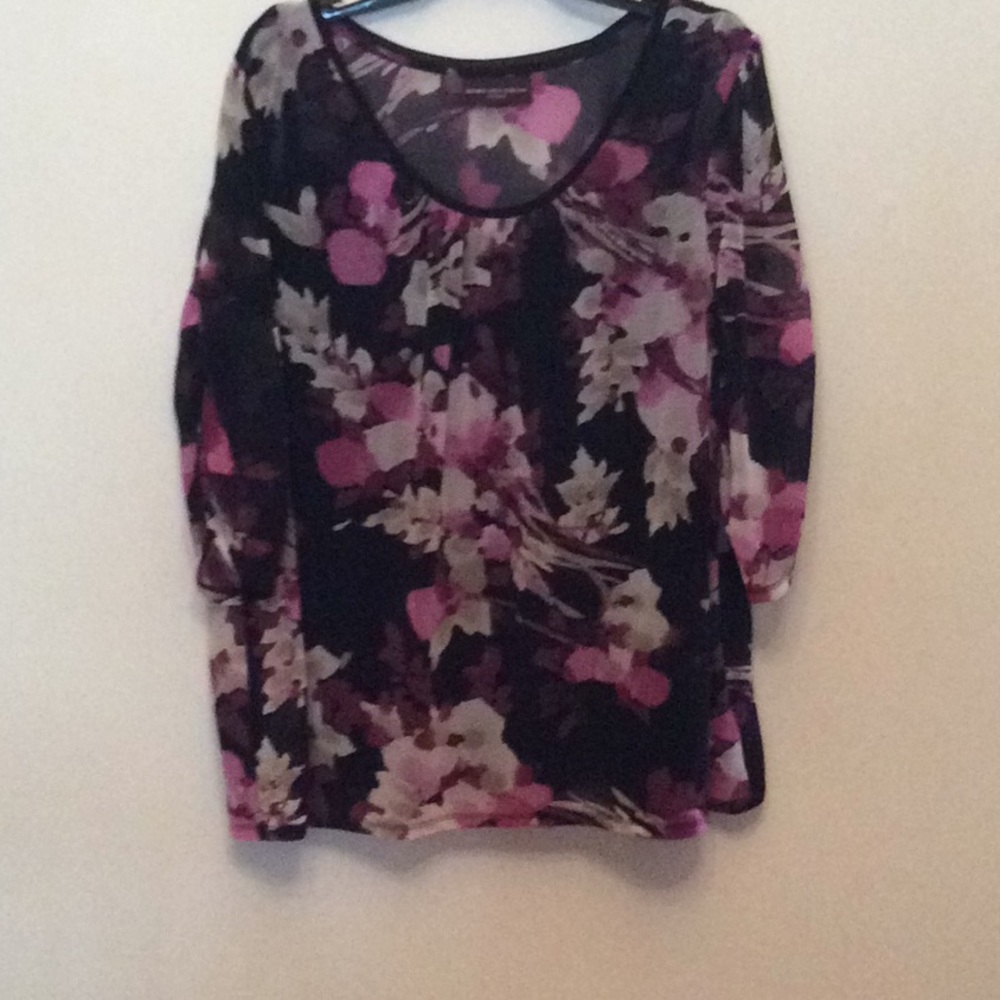 Dana Buchman  Fancy Floral Blouse w Cami